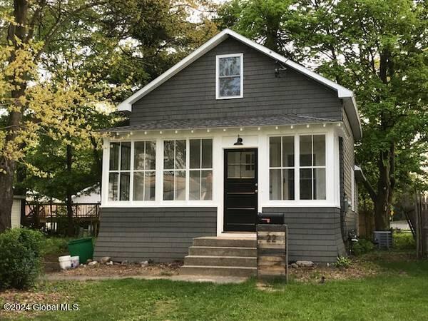 22 Pinehurst Road Albany NY 12205