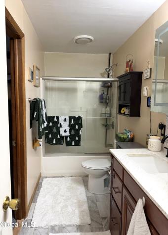 2 Moonglow Road Gansevoort NY 12831
