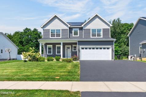 38 Wyatts Circle East Greenbush NY 12144
