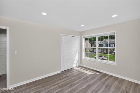 38 Wyatts Circle East Greenbush NY 12144