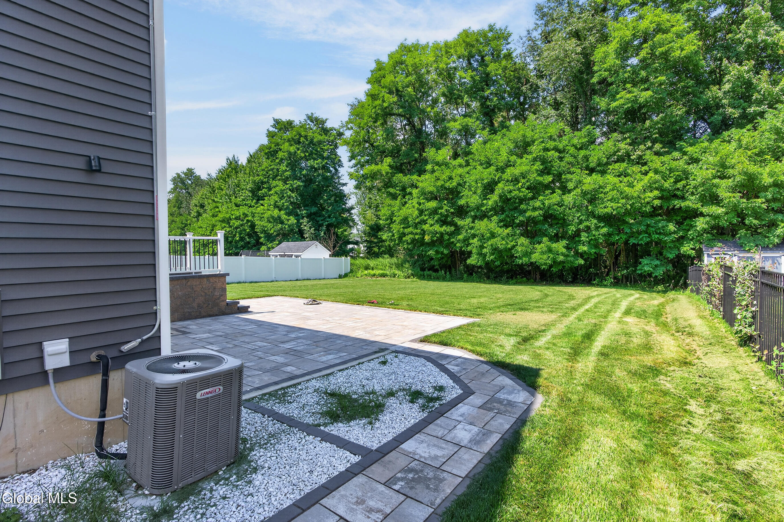 38 Wyatts Circle Rensselaer NY 12144
