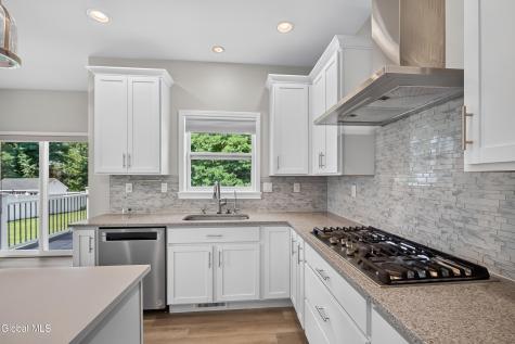 38 Wyatts Circle East Greenbush NY 12144