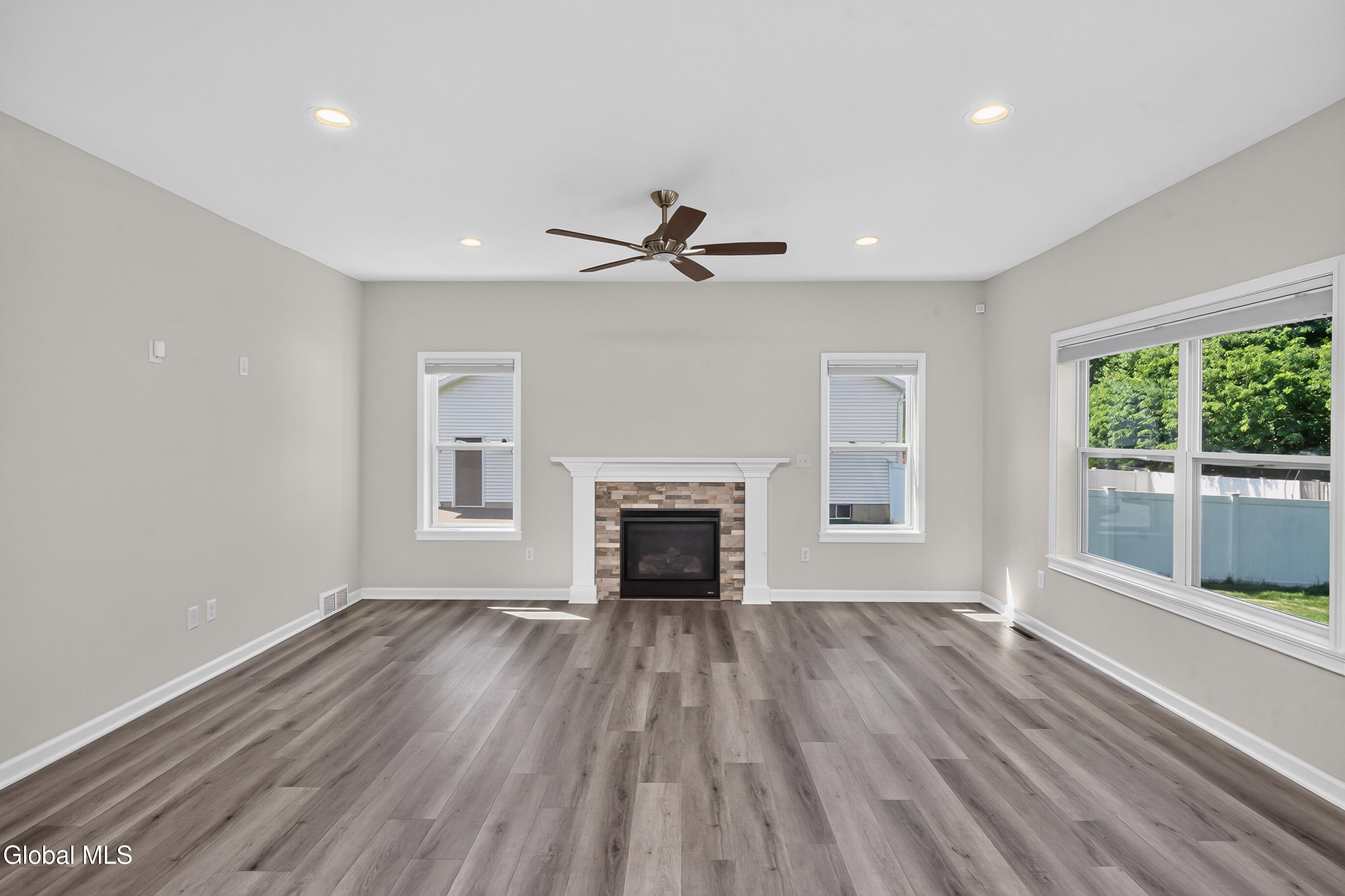 38 Wyatts Circle East Greenbush NY 12144