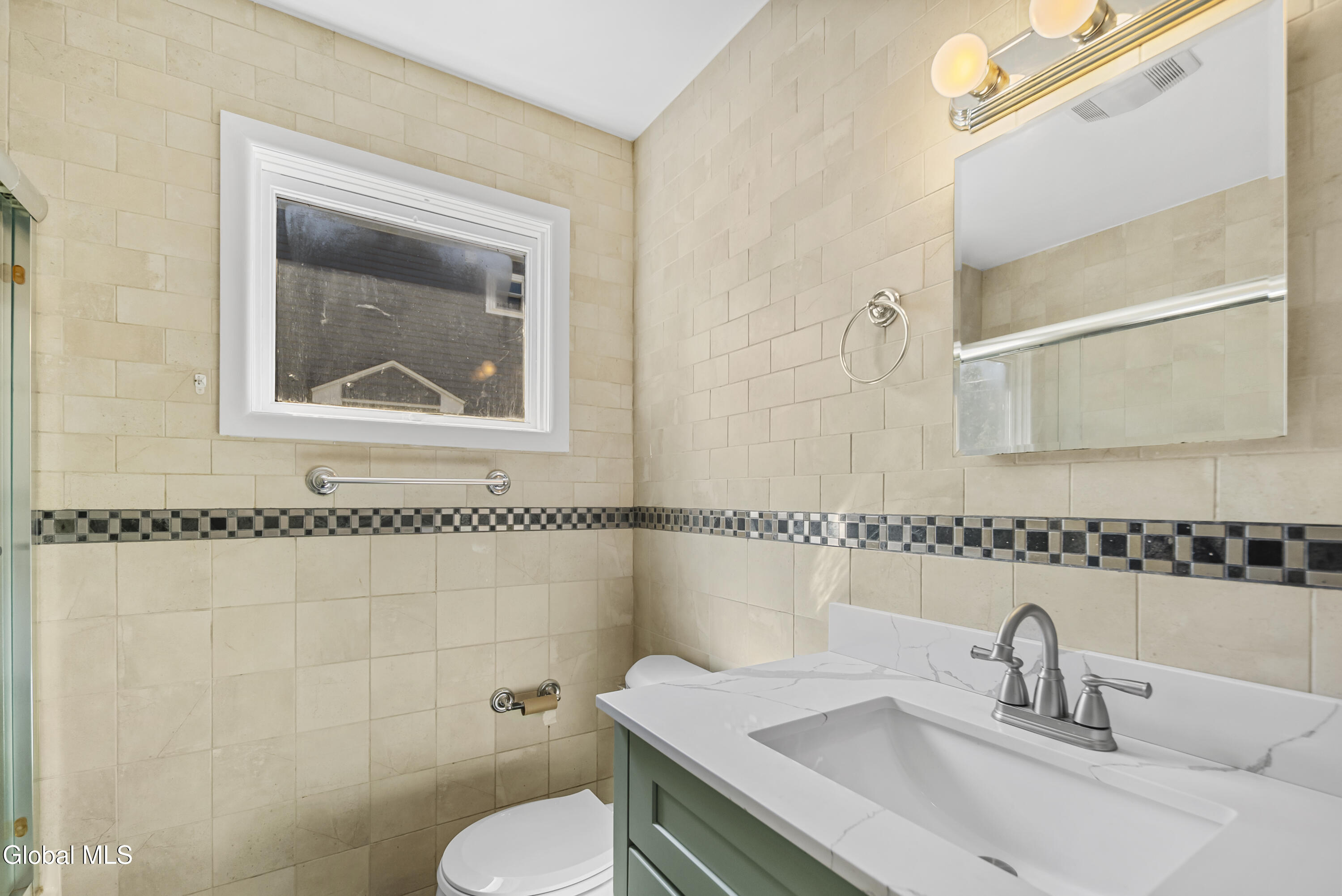 7 Delafield Drive Colonie NY 12205