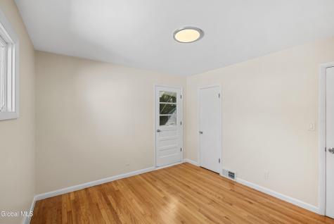 7 Delafield Drive Colonie NY 12205