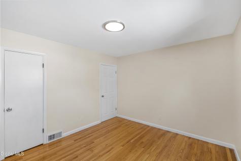 7 Delafield Drive Colonie NY 12205