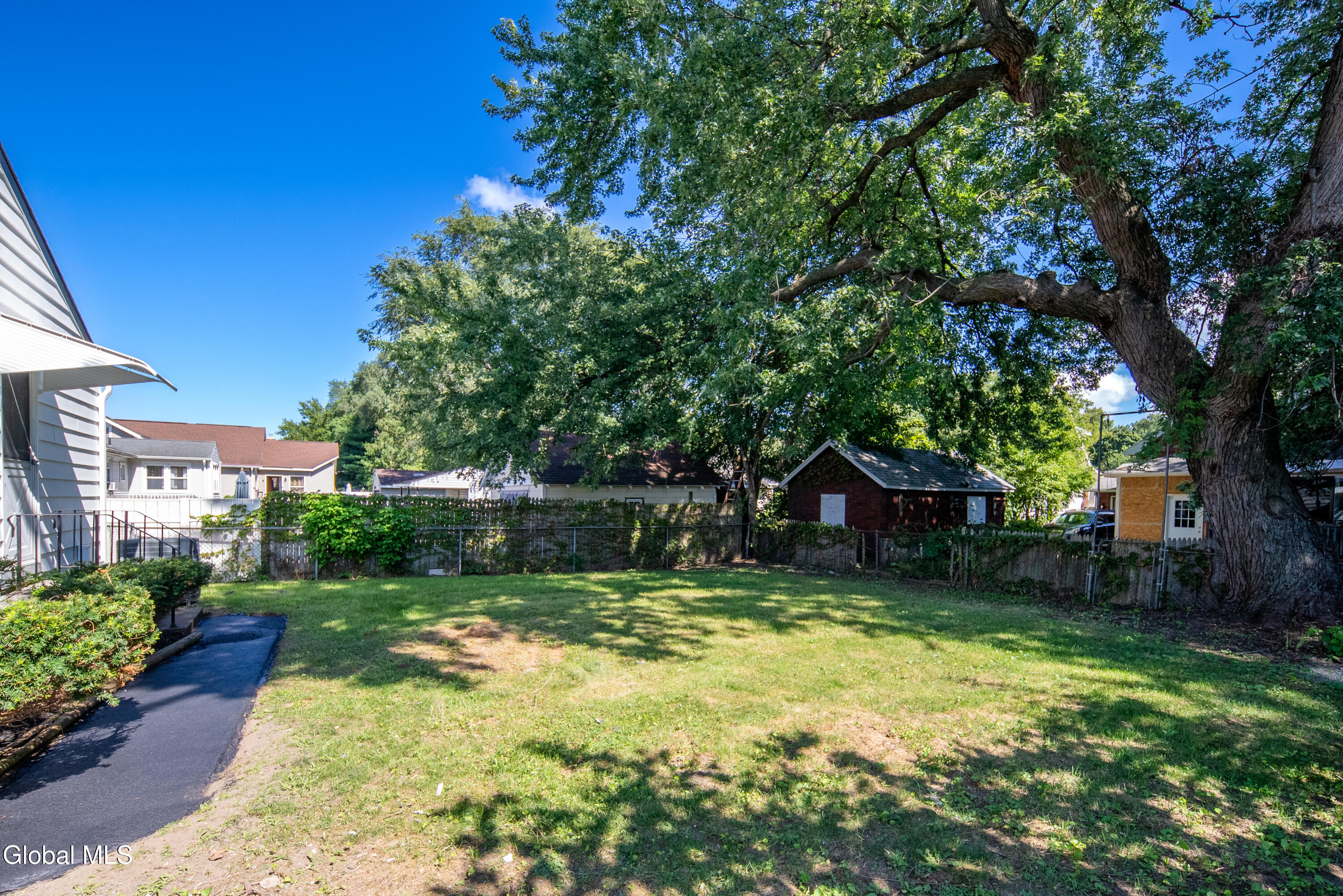 7 Delafield Drive Colonie NY 12205