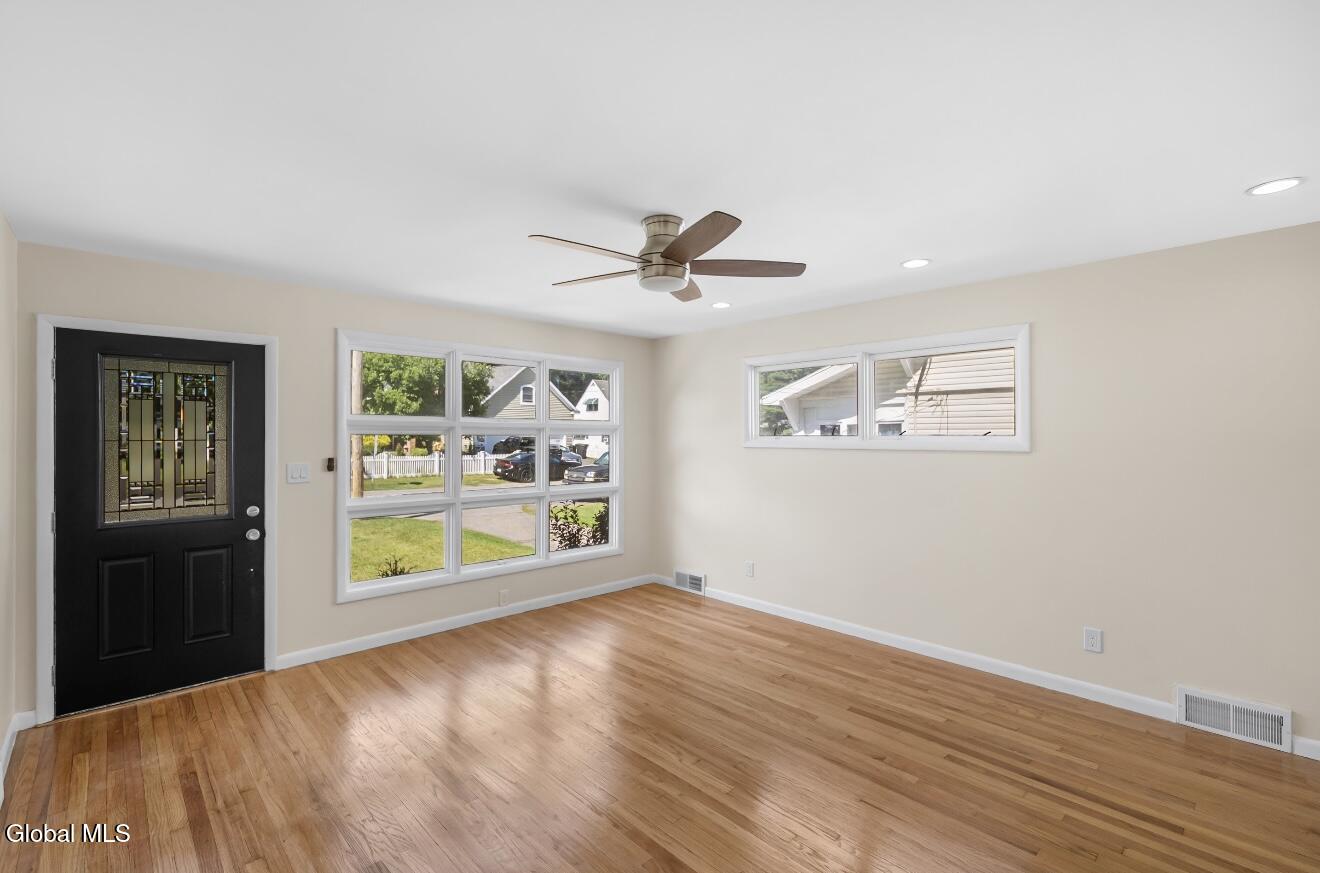 7 Delafield Drive Colonie NY 12205