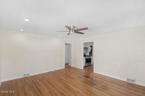 7 Delafield Drive Colonie NY 12205