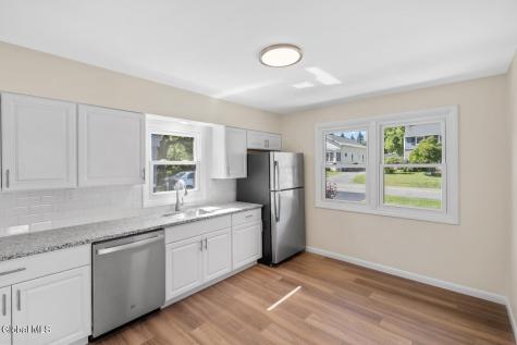 7 Delafield Drive Colonie NY 12205
