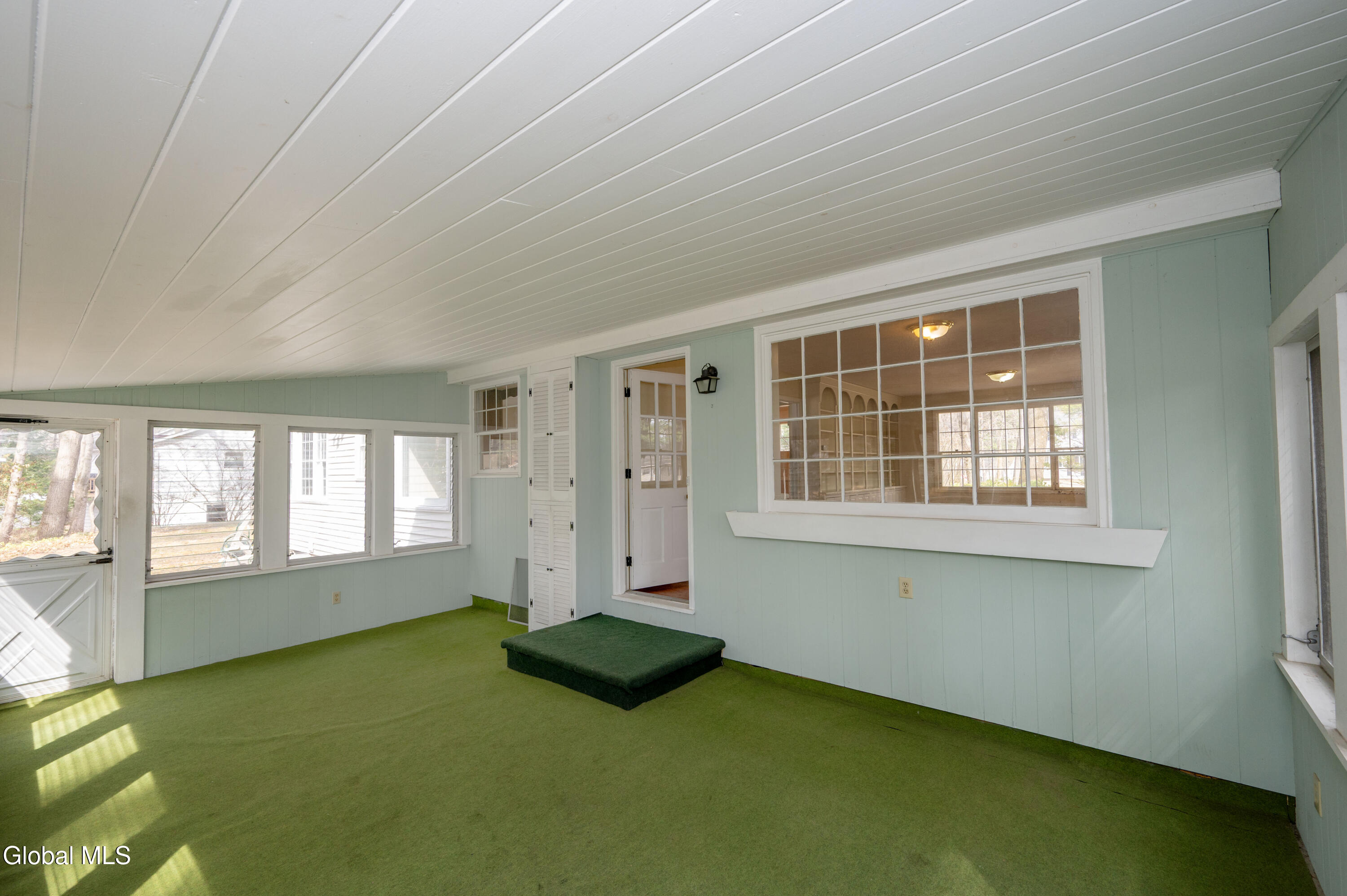 33 Casablanca Court Clifton Park NY 12065