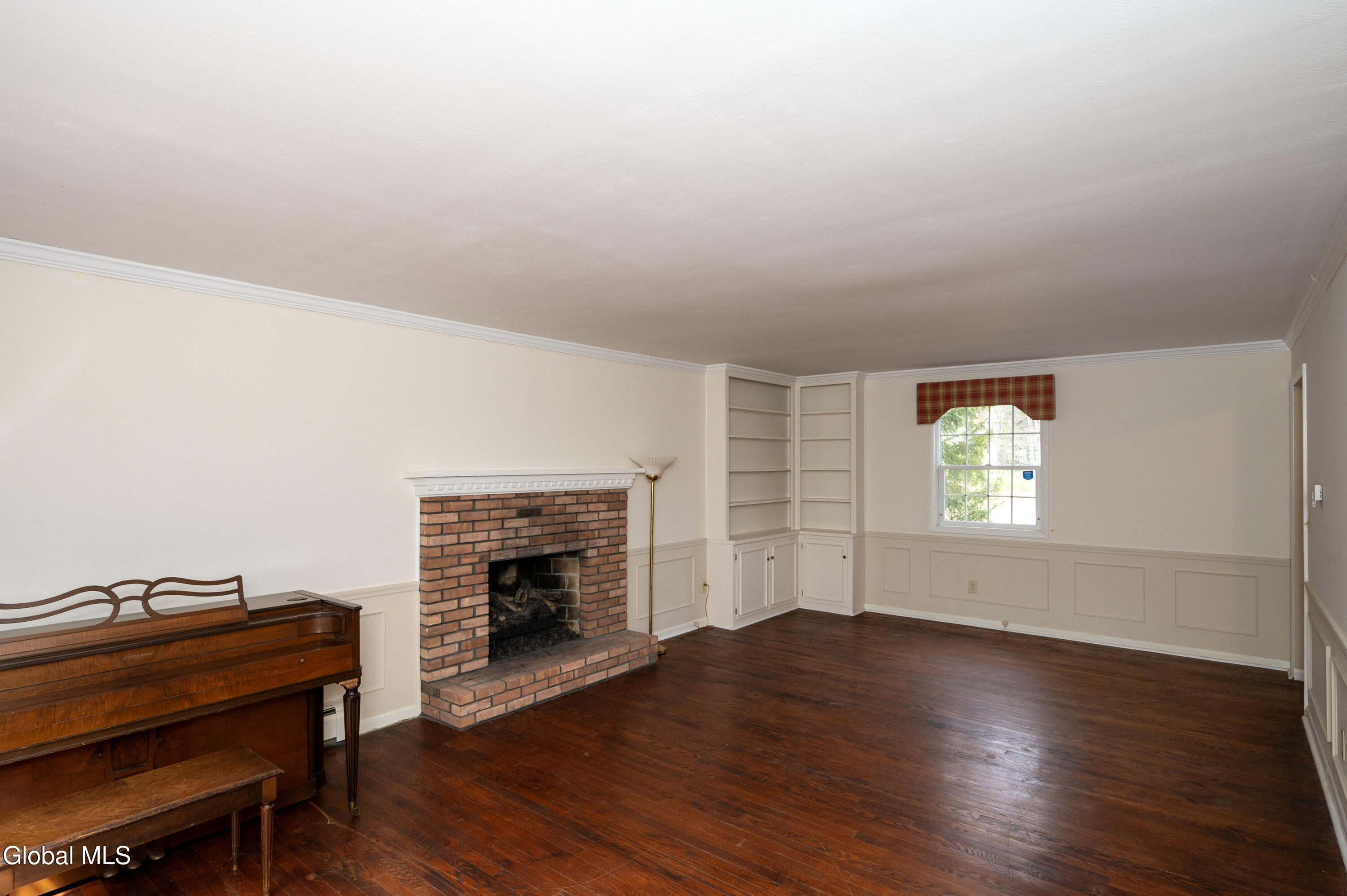 33 Casablanca Court Clifton Park NY 12065