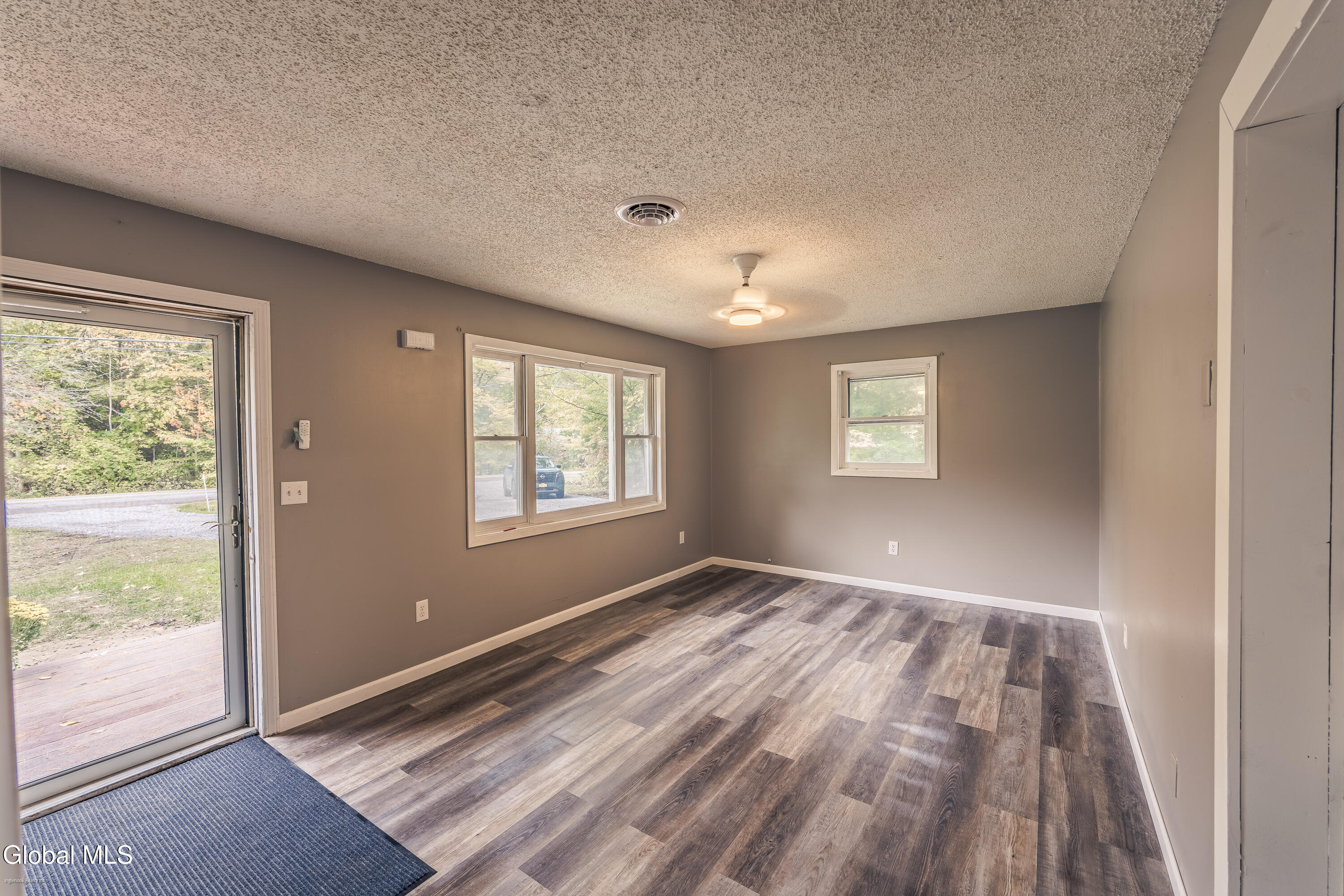 259 Reidel Road Amsterdam NY 12010