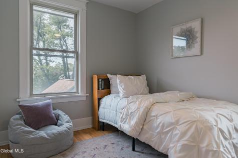 21 Bruen Court Rensselaer NY 12144