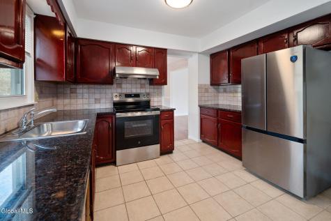 5113 Foxwood Drive Schenectady NY 12303