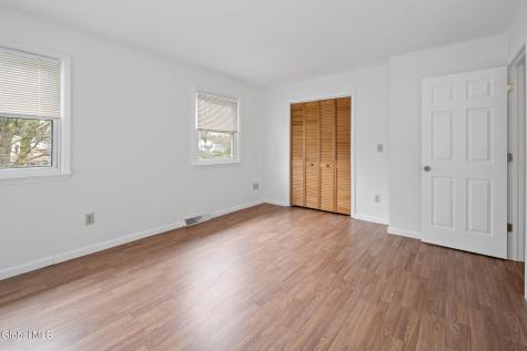5113 Foxwood Drive Schenectady NY 12303