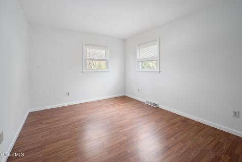 5113 Foxwood Drive Schenectady NY 12303