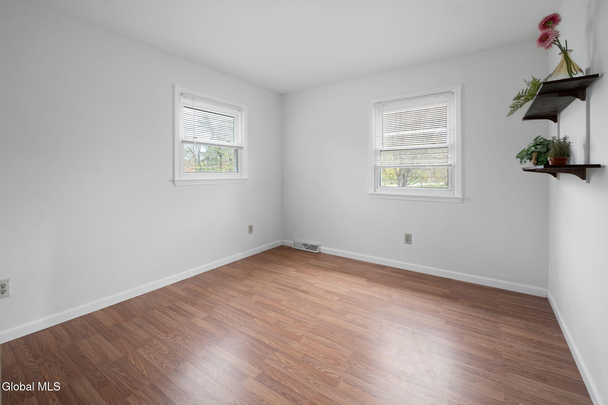 5113 Foxwood Drive Schenectady NY 12303