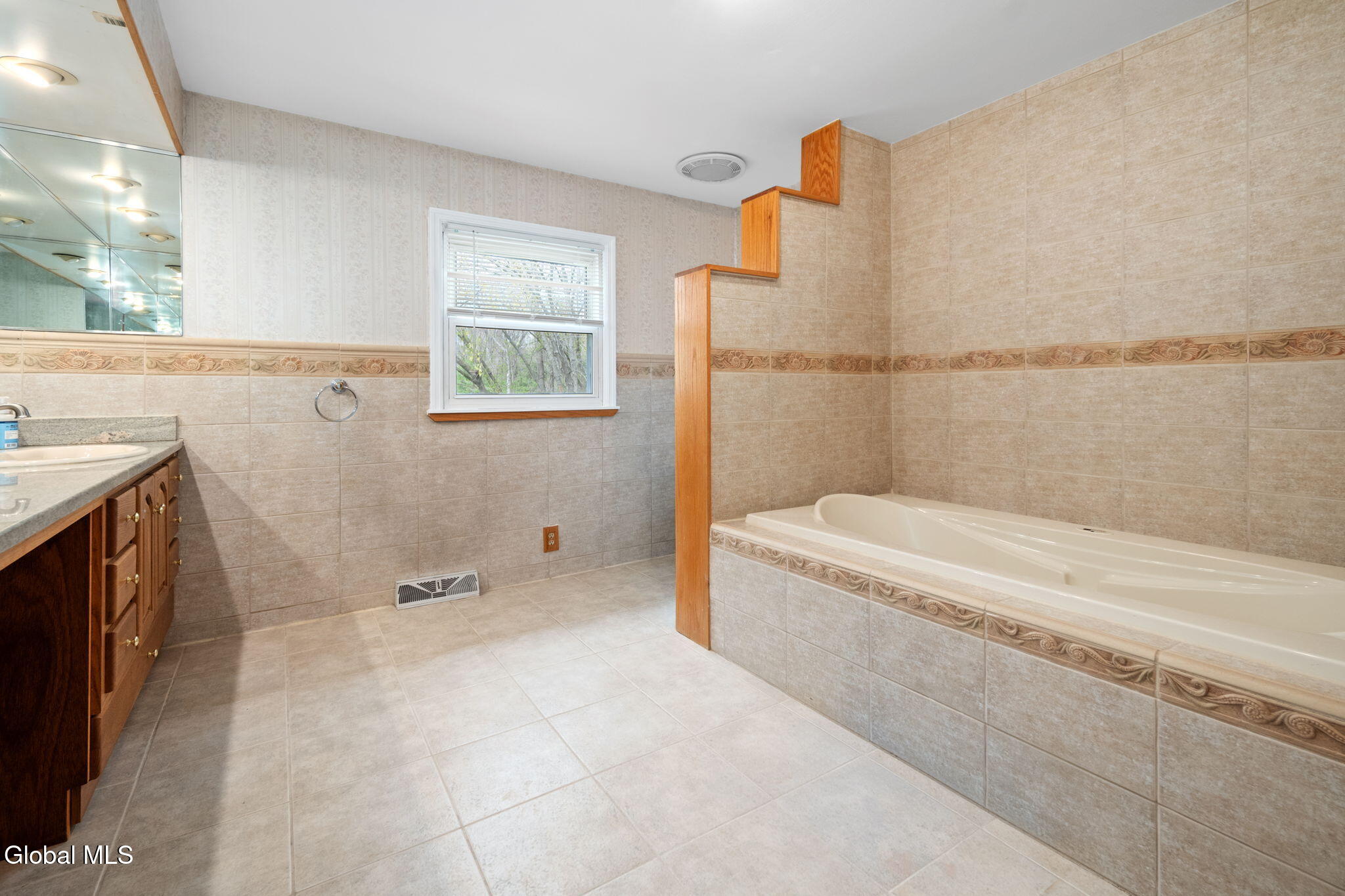 5113 Foxwood Drive Schenectady NY 12303