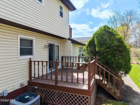 5113 Foxwood Drive Schenectady NY 12303