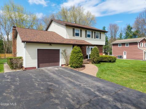 5113 Foxwood Drive Schenectady NY 12303