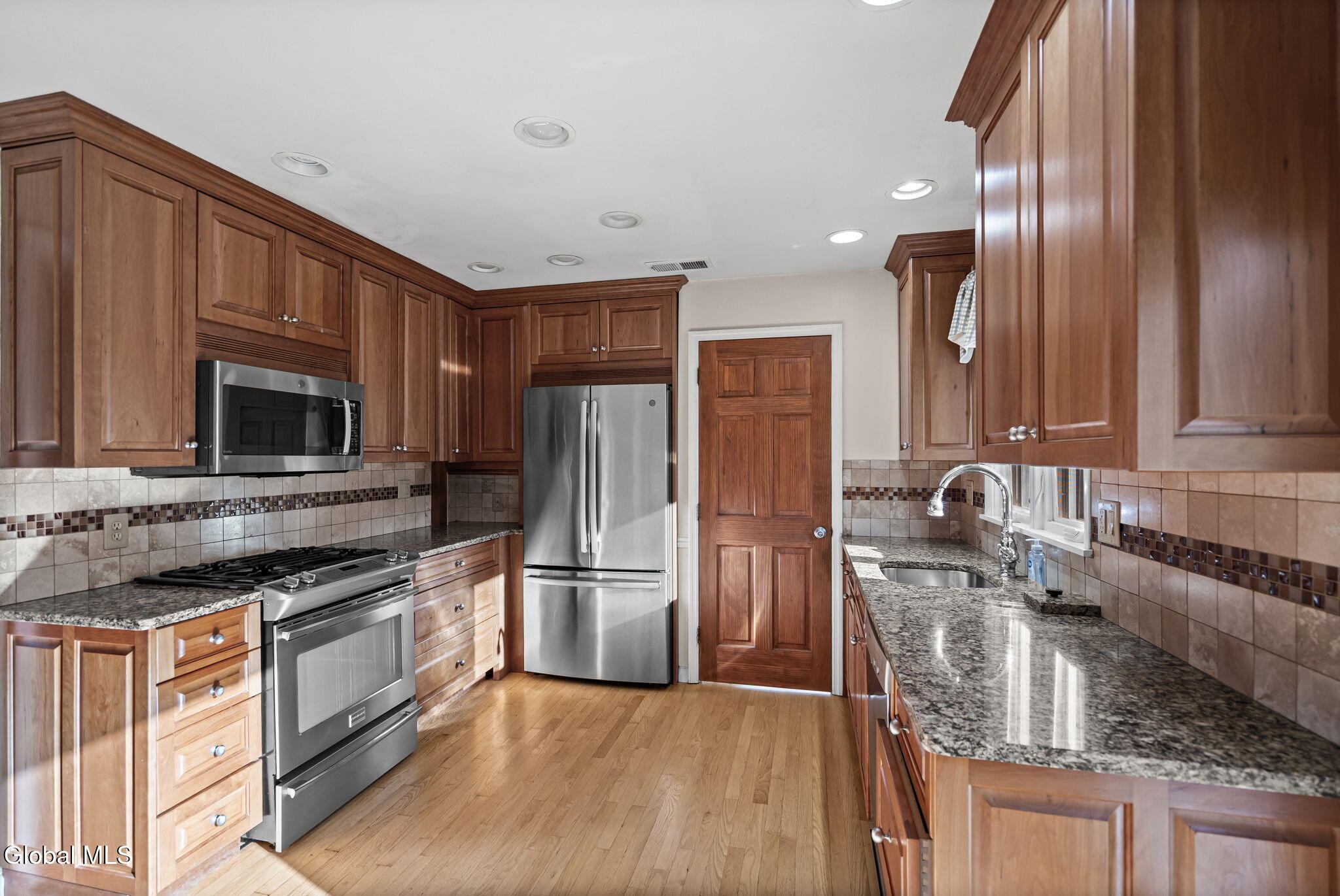1216 Hillside Drive Watervliet NY 12189