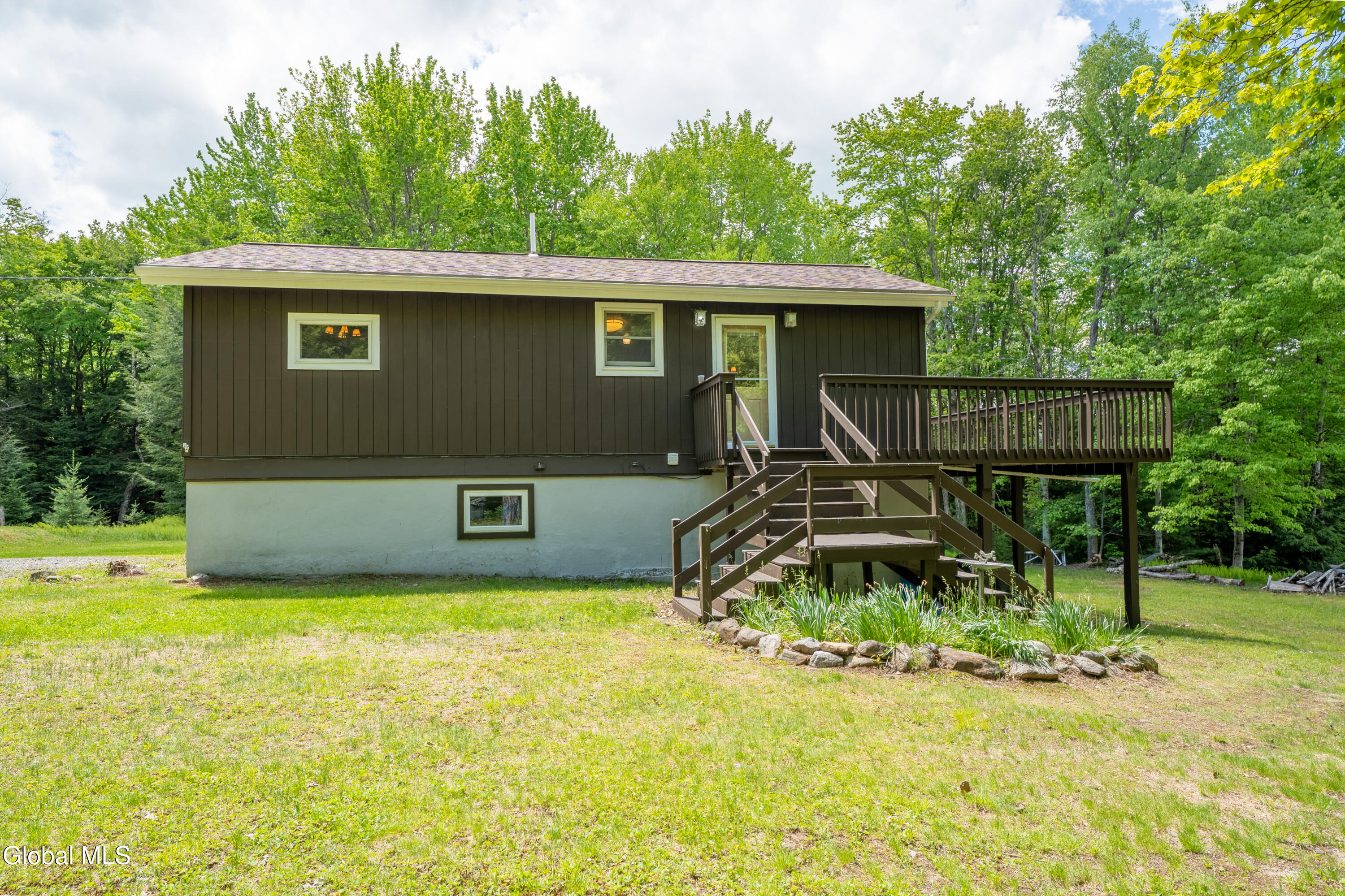 204 Gutha Road Gloversville NY 12078