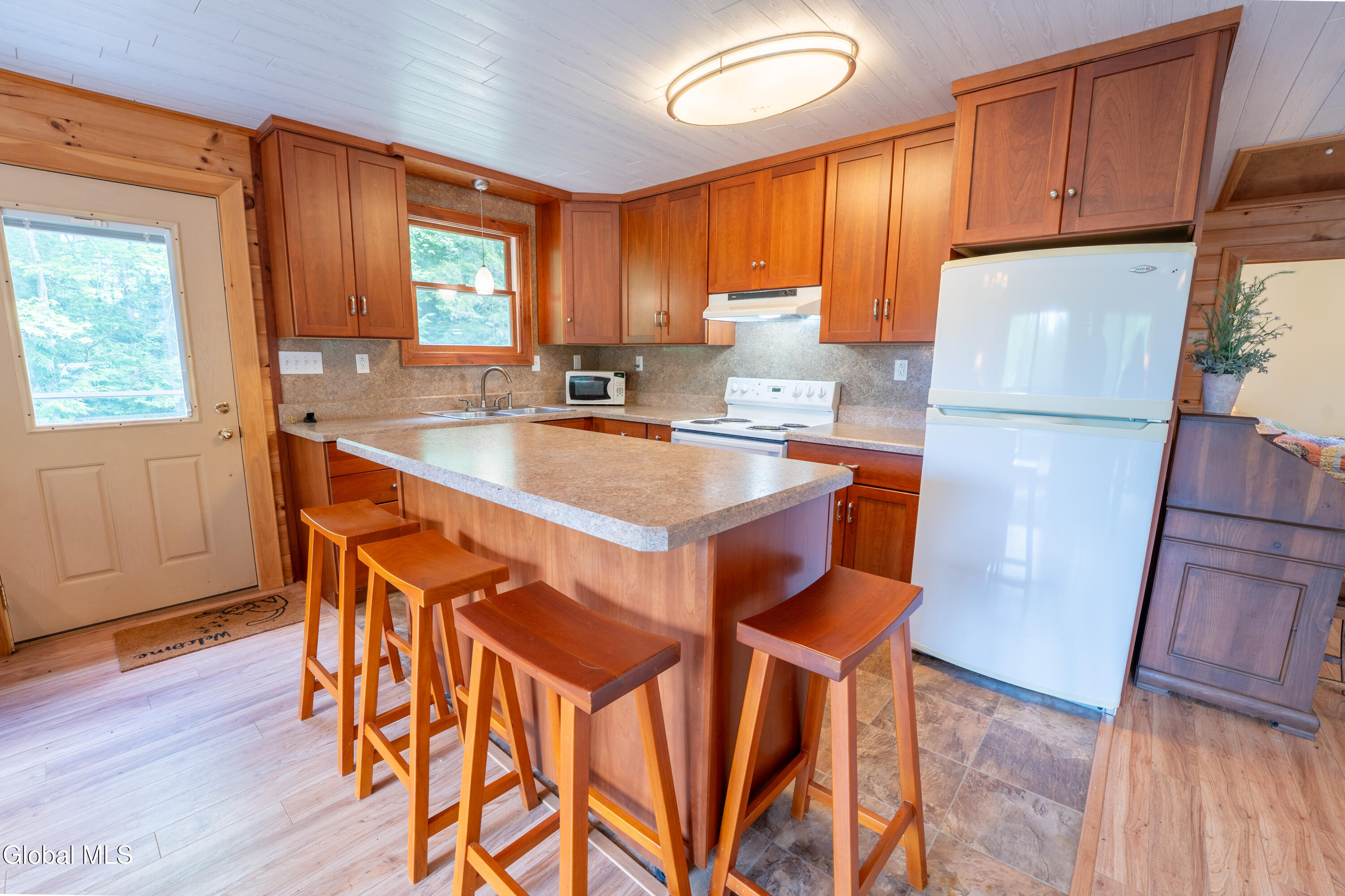 204 Gutha Road Gloversville NY 12078