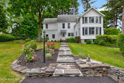 174 Menands Road Loudonville NY 12211