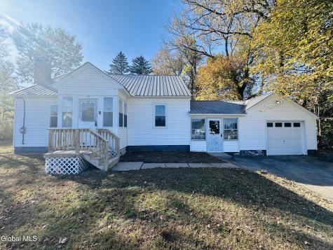 45 Chapman Street Corinth NY 12822