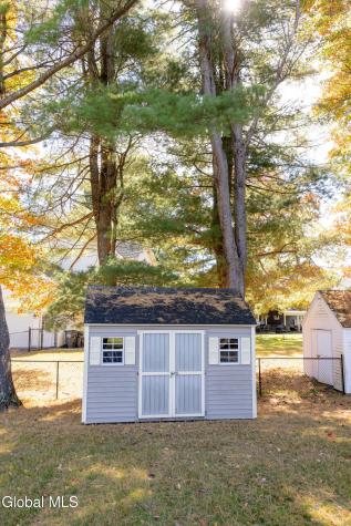 273 Autumn Run Rotterdam NY 12306