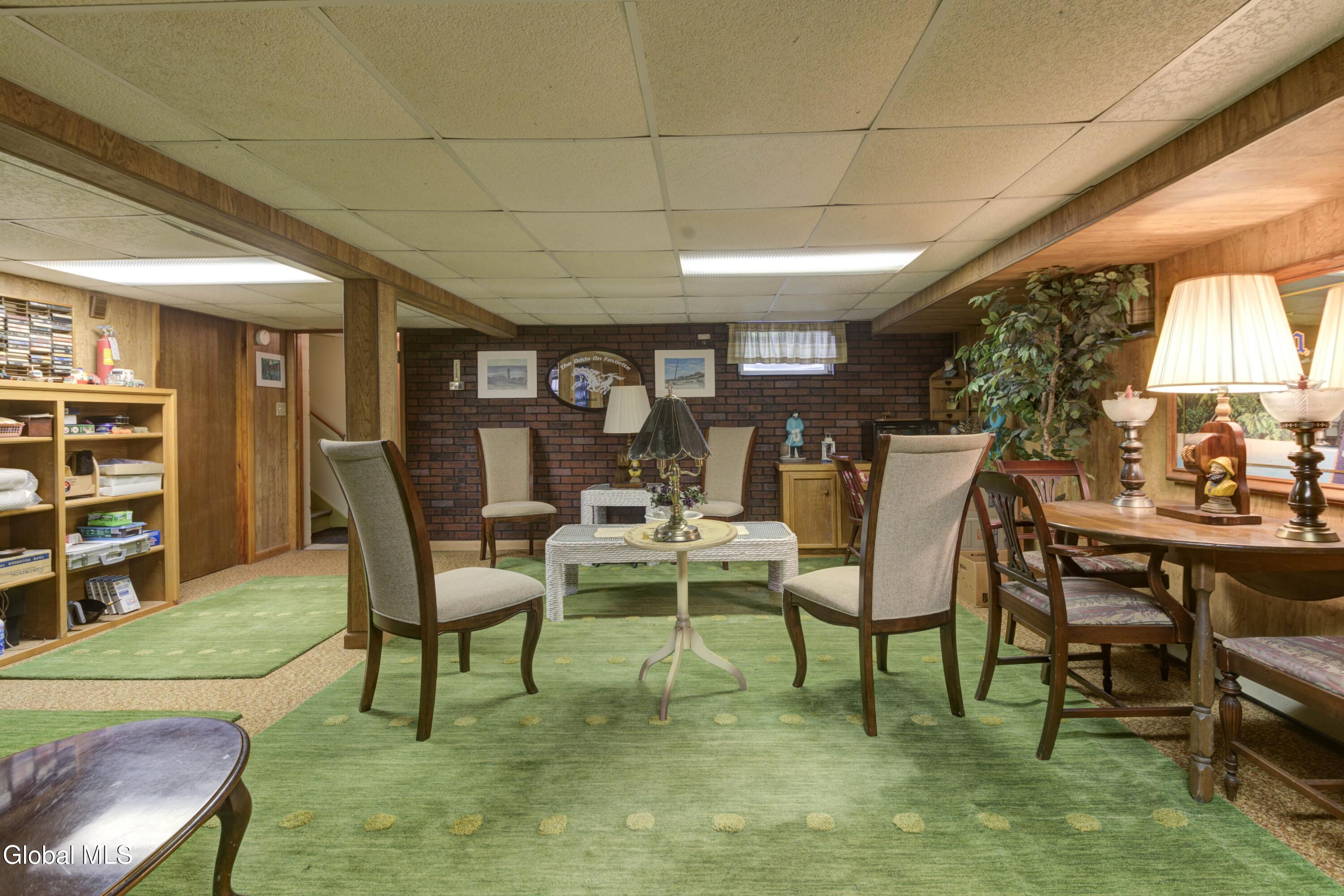 43 East Road Troy NY 12180