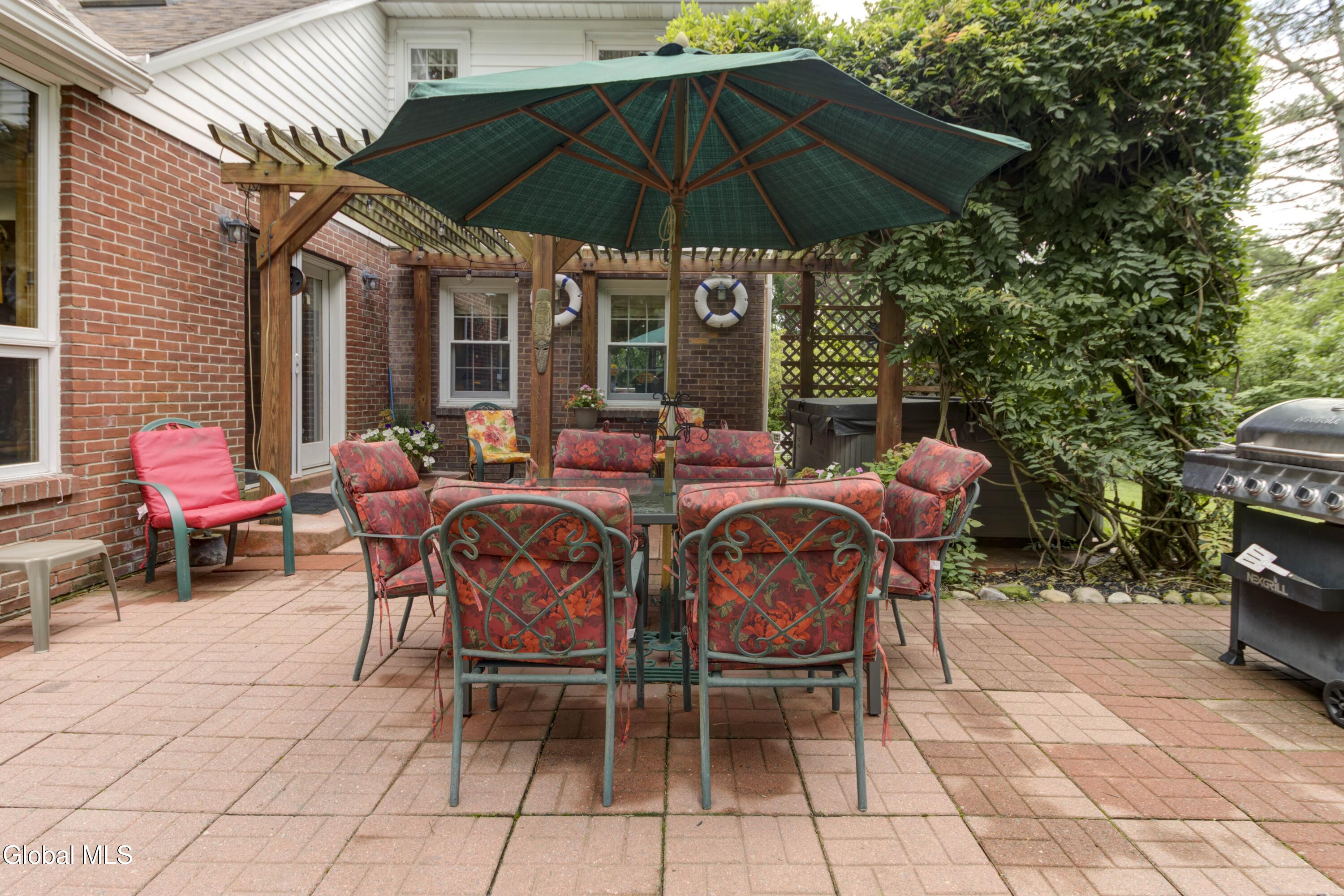 43 East Road Troy NY 12180