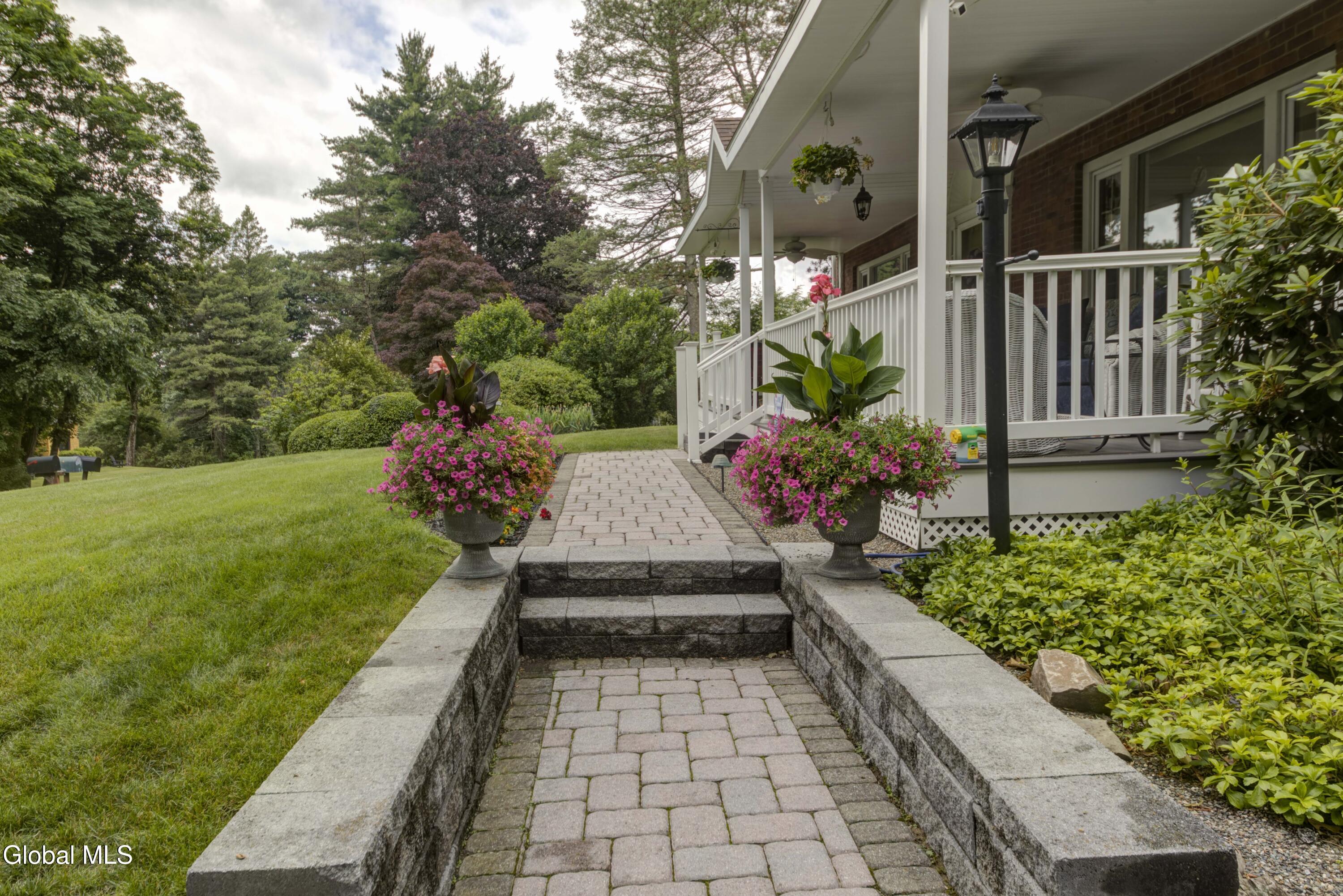 43 East Road Troy NY 12180