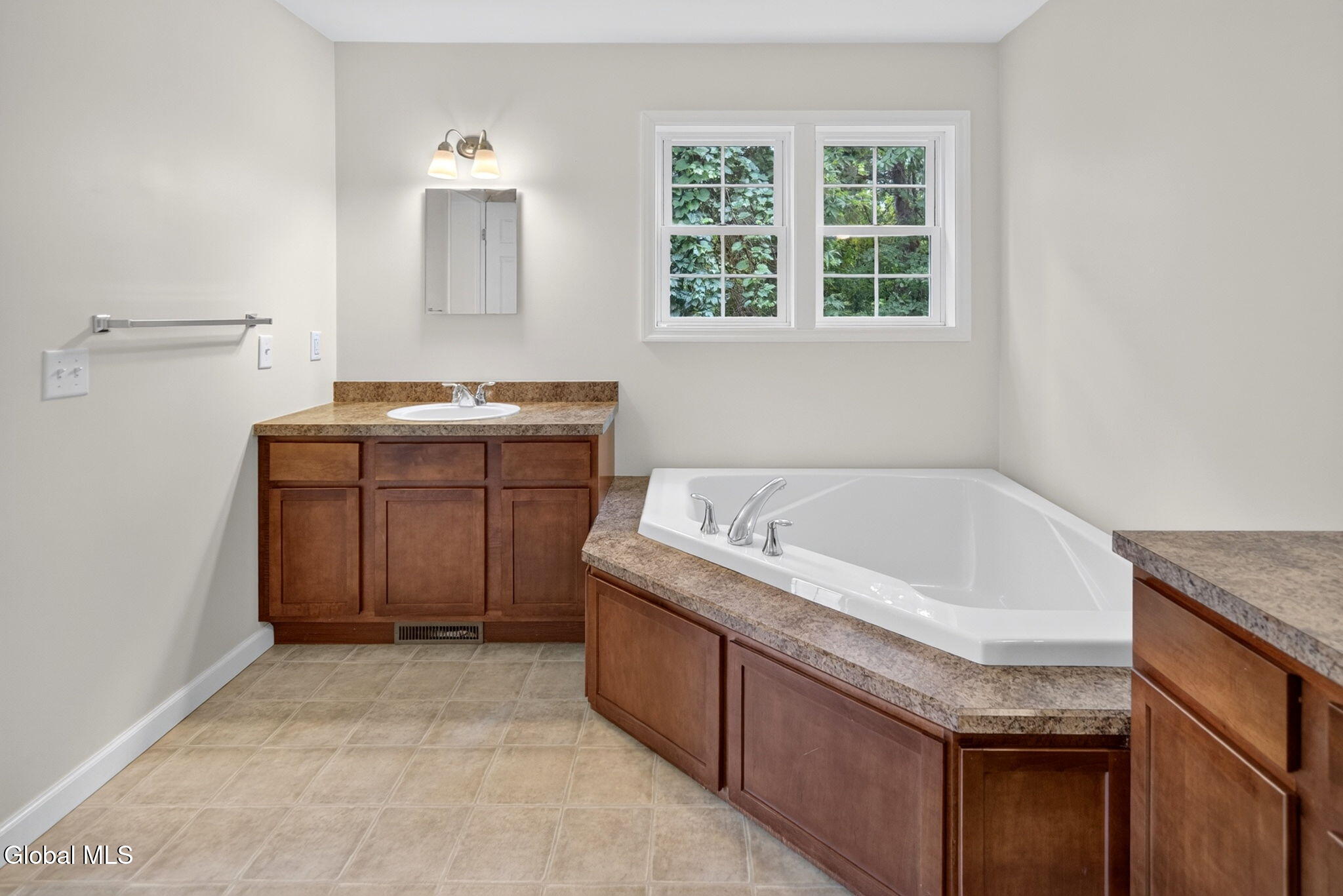 27 Edward Street Cohoes NY 12047