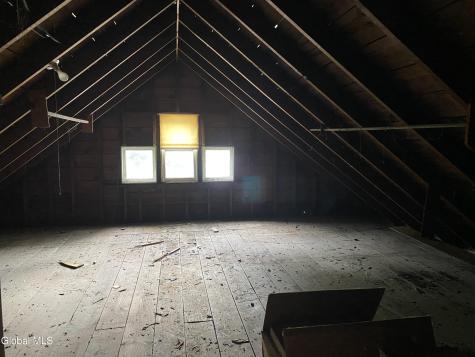 2103 Plum Niskayuna NY 12309