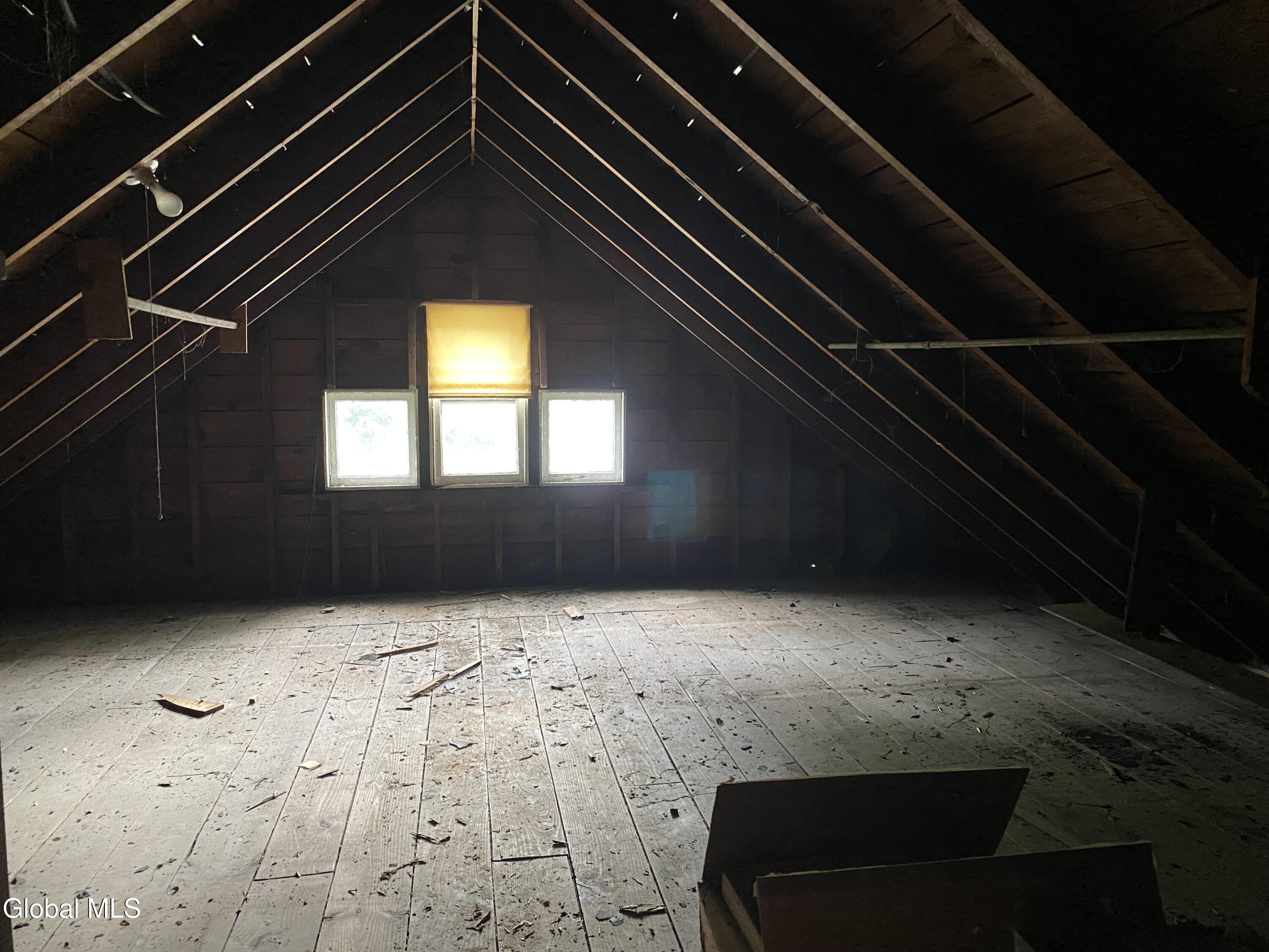 2103 Plum Niskayuna NY 12309