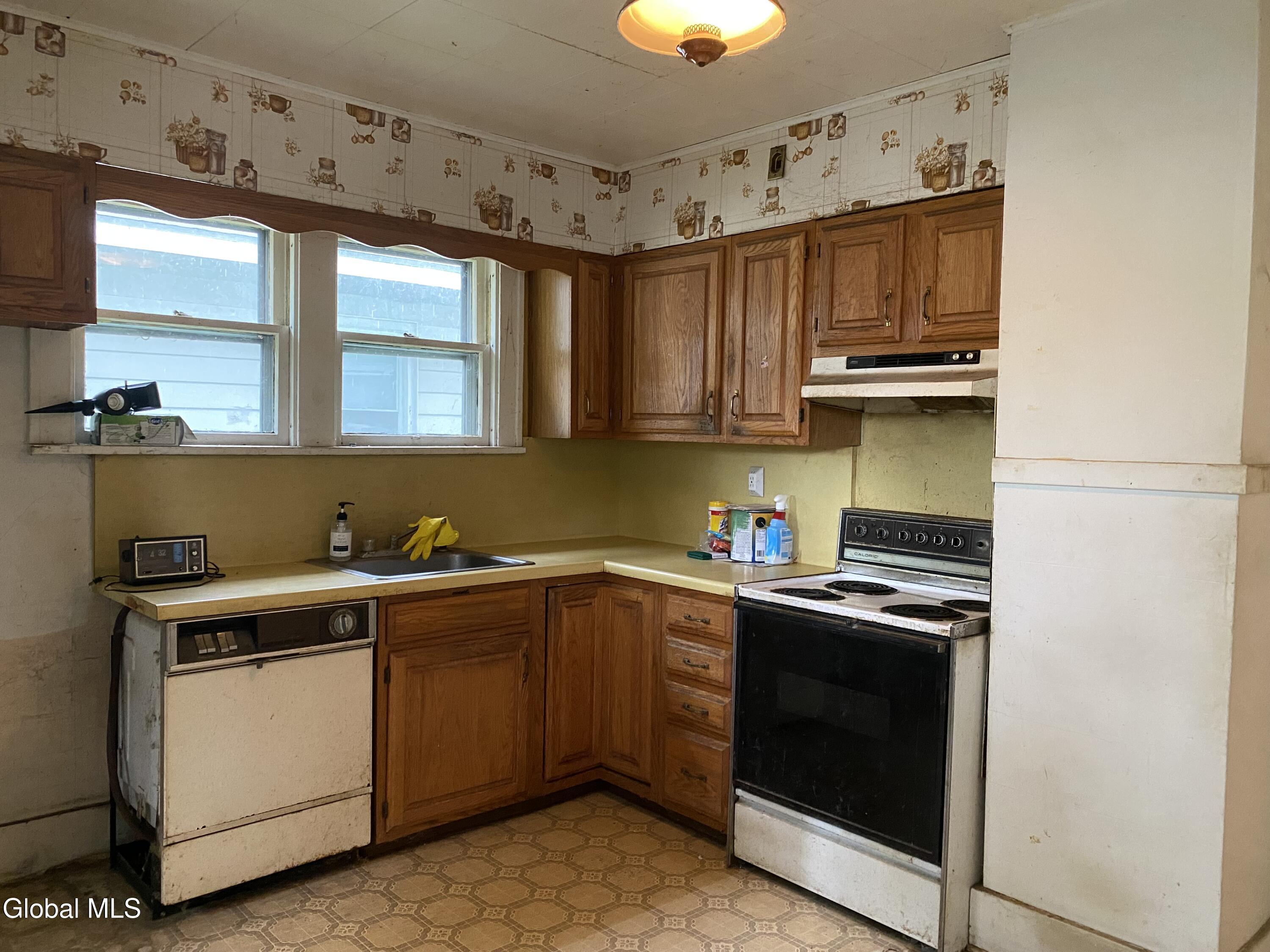 2103 Plum Niskayuna NY 12309