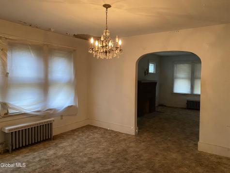 2103 Plum Niskayuna NY 12309