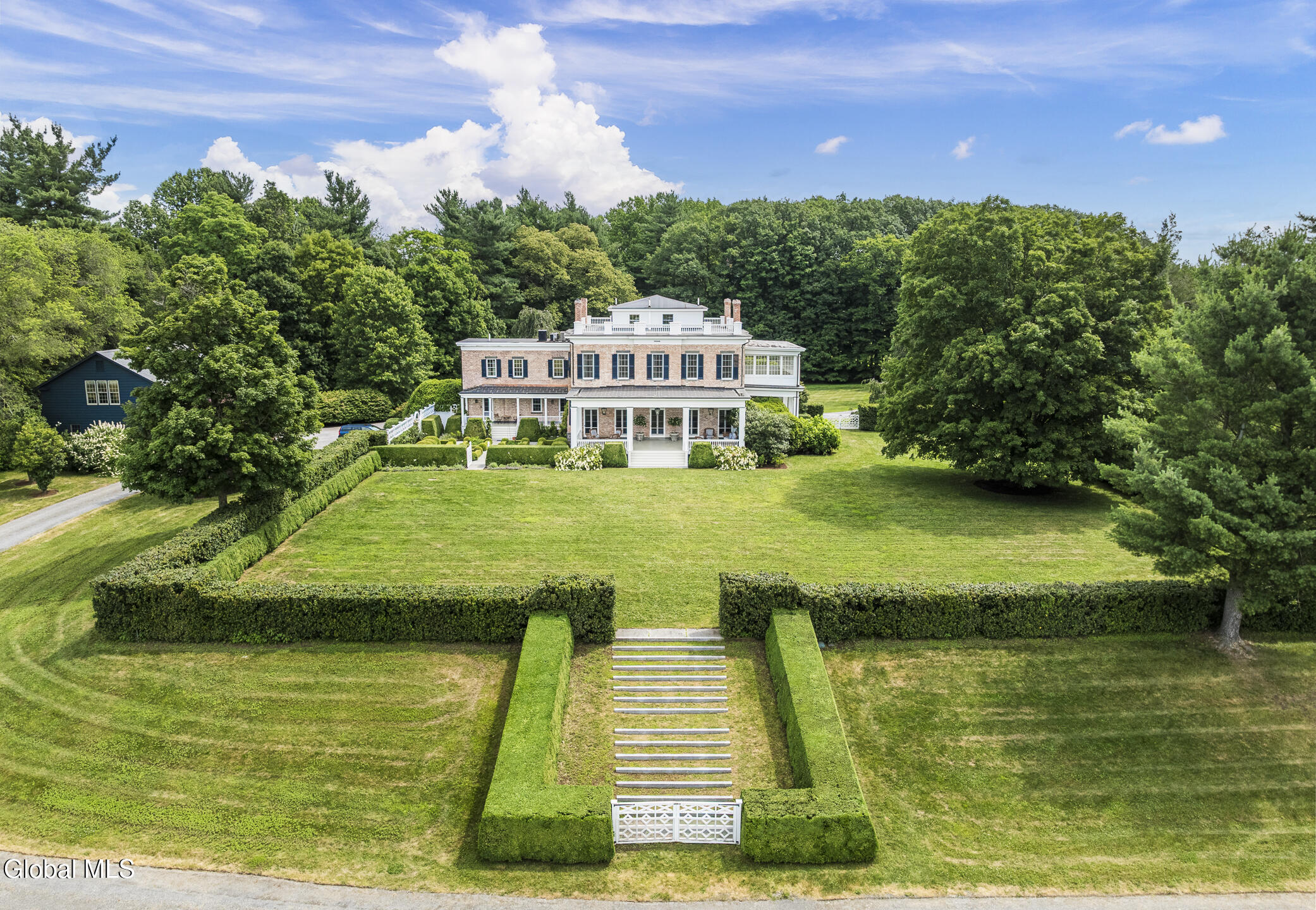 199 Eichybush Road Kinderhook NY 12106