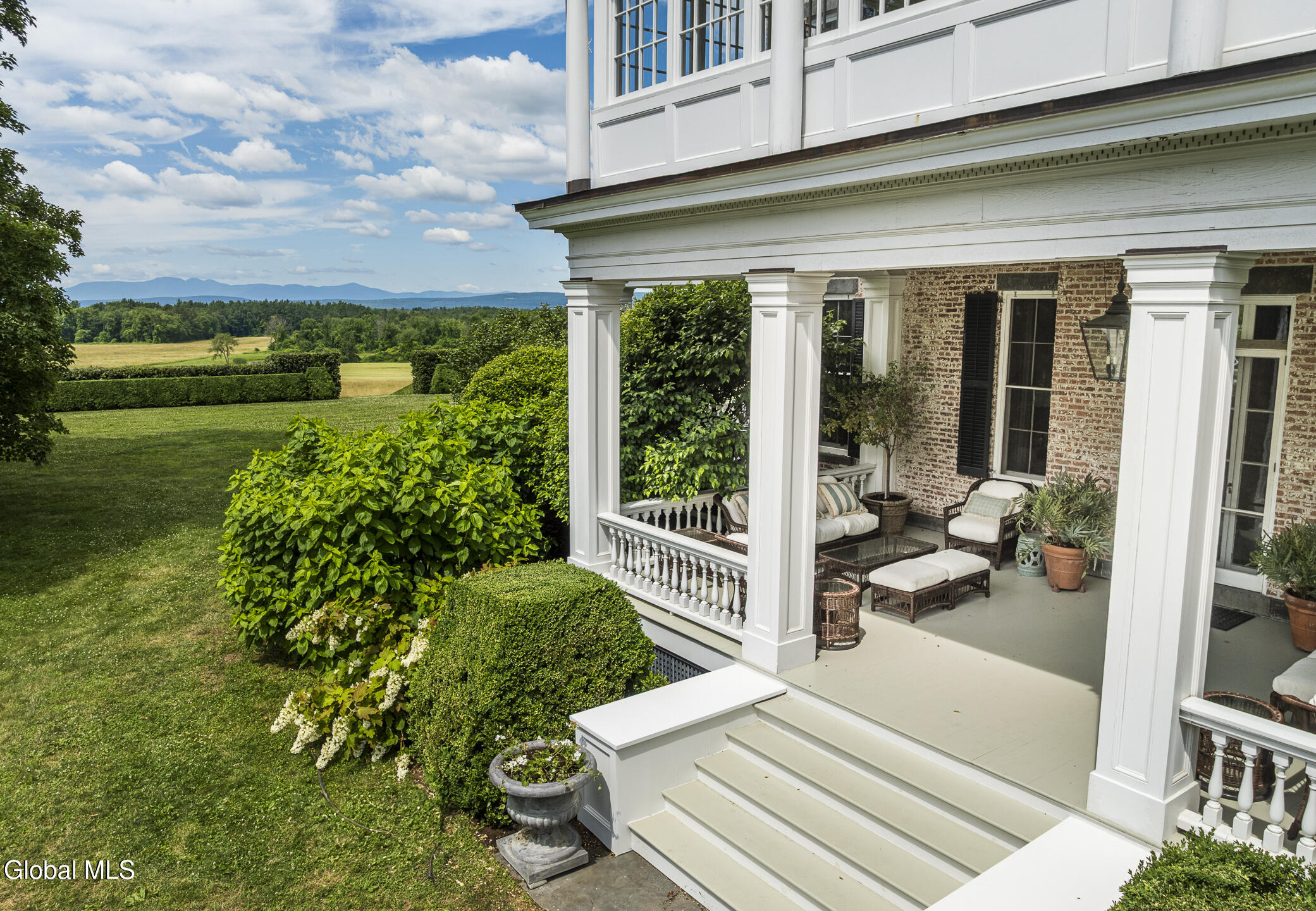 199 Eichybush Road Kinderhook NY 12106