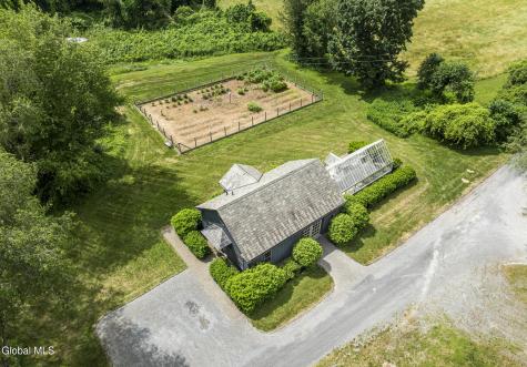 199 Eichybush Road Kinderhook NY 12106