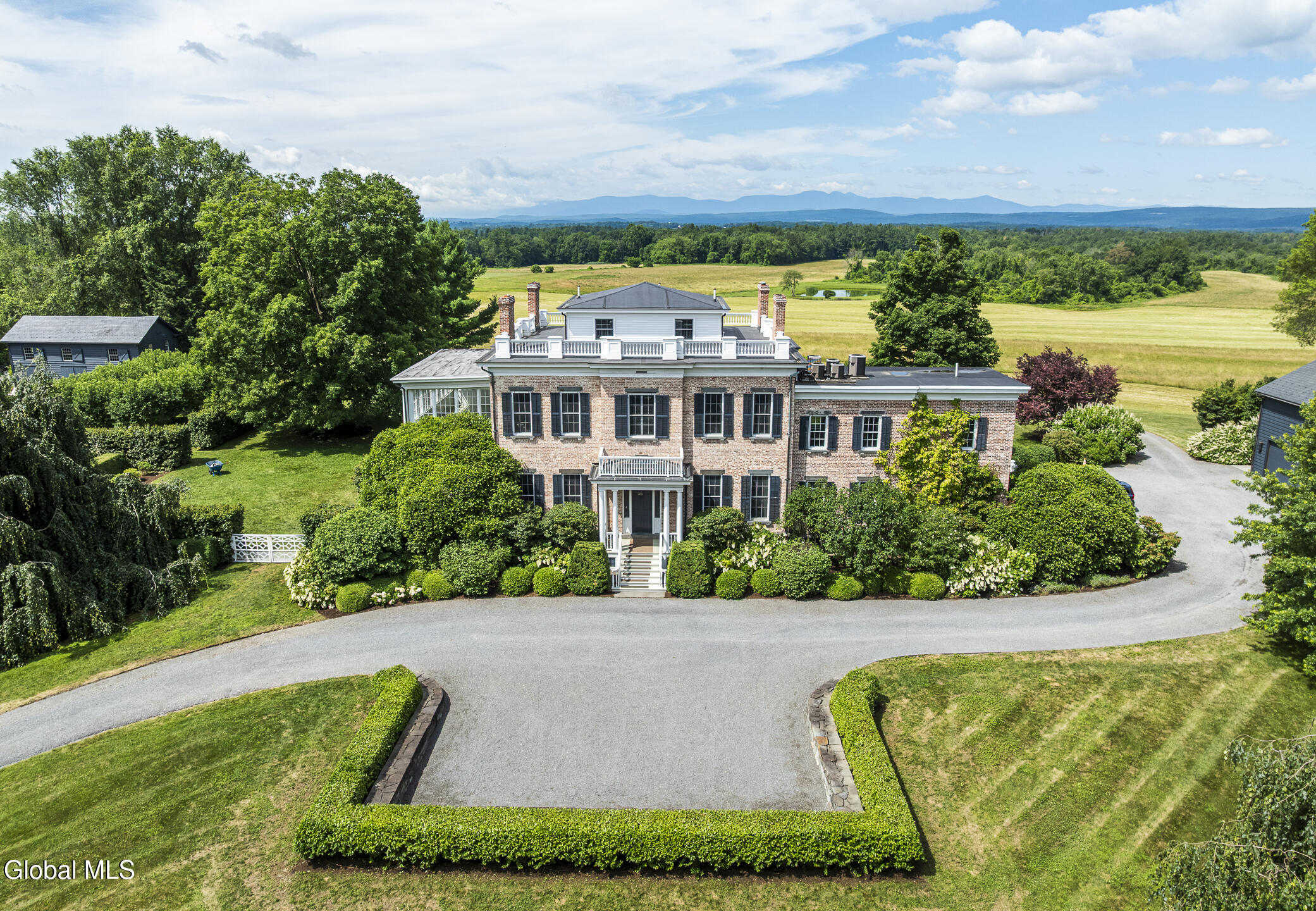 199 Eichybush Road Kinderhook NY 12106