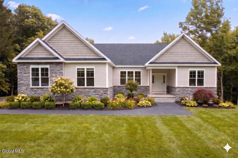 103 Maxwell Road Latham NY 12110