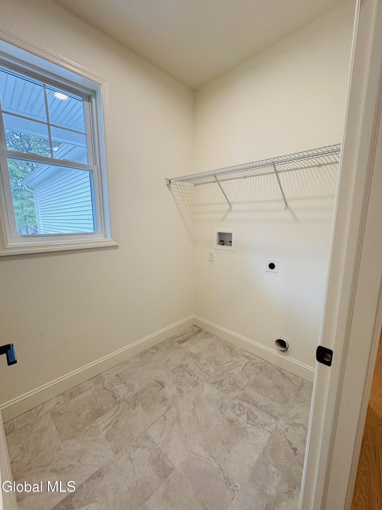 103 Maxwell Road Latham NY 12110