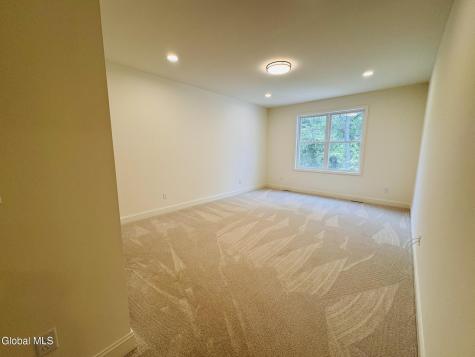103 Maxwell Road Latham NY 12110