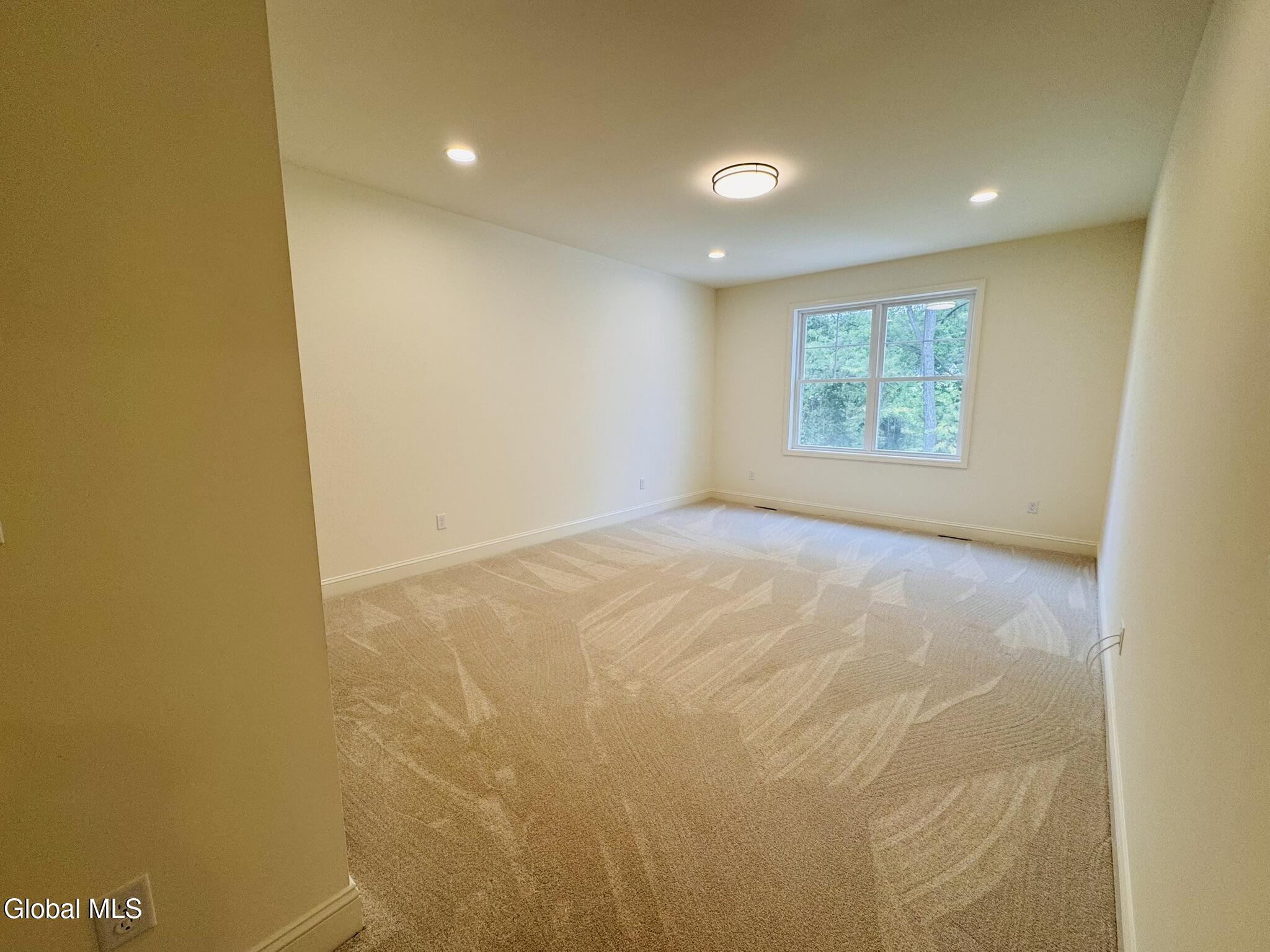 103 Maxwell Road Latham NY 12110