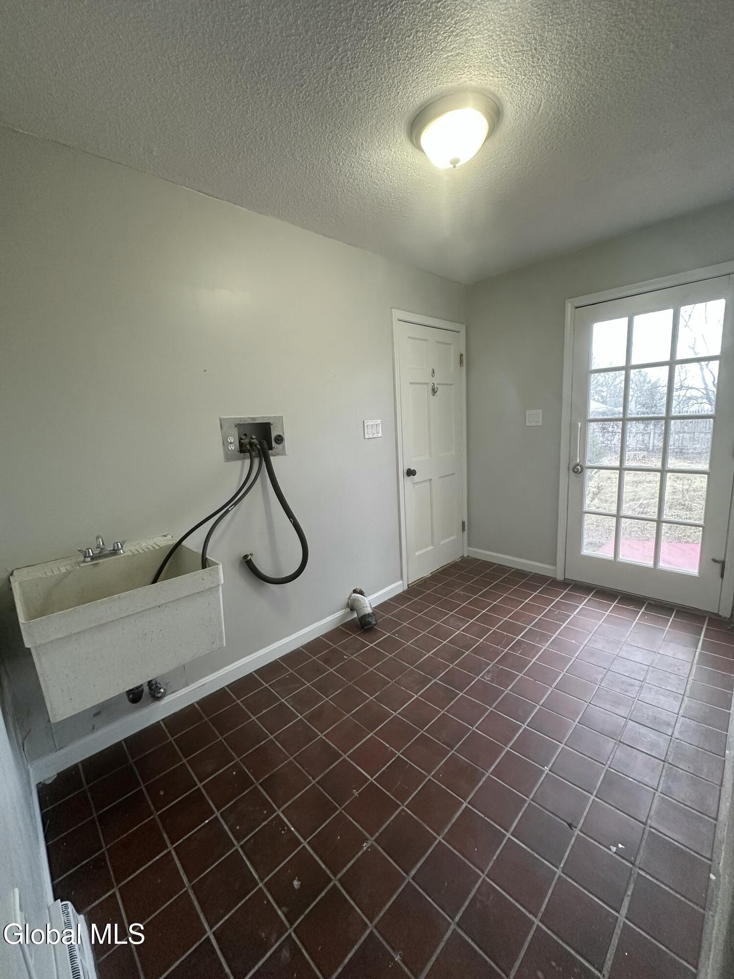 25 Kling Terrace Voorheesville NY 12186