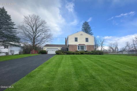 25 Kling Terrace Voorheesville NY 12186
