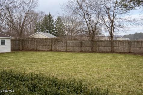 25 Kling Terrace Voorheesville NY 12186